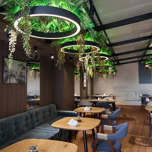Hotel Graphica, Tbilissi